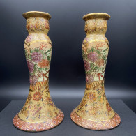 ROYAL SATSUMA 1950 Paire Chandeliers Porcelaine Dorures Made In China Ht 21cm   #240057 - Aziatische Kunst