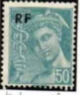 FRANCE    -   1944 .  Y&T N° 660 *.  Tache Sur L' Aile + Points - Unused Stamps