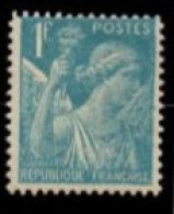 FRANCE    -   1944 .  Y&T N° 650 *.  Erreur De Piquage - Unused Stamps