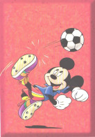 Disney, Mickey Mouse Playing Football, 1998 - Autres & Non Classés