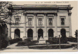 Saumur, Le Théâtre Et Le Square - Saumur
