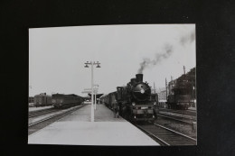 S-C 242/Lot De 10 Photos-9 Photo Locomotive à Vapeur + Une Elec - Photo D'un Amateur De Chemin De Fer Belge.10.5 X15 Cm - Treinen