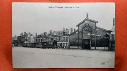 CPA (18)  Vierzon. Place De La Gare. Train Tramway.  (8A.119) - Vierzon