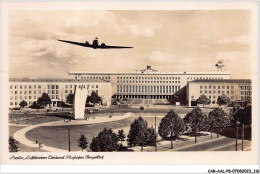 CAR-AALP8-ALLEMAGNE-0718 - Berlin ,Luttrucken-Denkmal Flughafen Tempelhof - Sonstige & Ohne Zuordnung