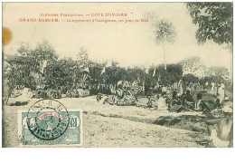 COTE D'IVOIRE.n°31147.GRAND BASSAM.CAMPEMENT D'INDIGENE UN JOUR DE FETE.TACHE - Ivoorkust