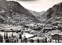 Andorre . N°102053 . Cpsm .10x15 Cm .andorre .vue Generale .au Fond Radio Andorre . - Andorra