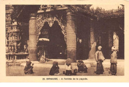 Myanmar - N°61498 - BIRMANIE - A L'entrée De La Pagode - Soeurs De St-Joseph De L'apparition N°20 - Myanmar (Birma)