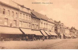 Belgique - N°61253 - MOUSCRON - Place De La Gare - Mouscron - Möskrön