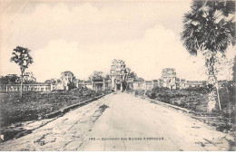 CAMBODGE - ANGKOR - SAN27213 - Souvenir Des Ruines - Cambodia