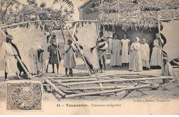 MADAGASCAR - TANANARIVE - SAN27119 - Tanneurs Malgaches - Madagaskar