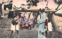 CHINE - SAN36376 - Cachet Tientsin - En L'état - Carte Japonaise - Geishas Dans Un Jardin - Chine