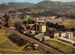 ALLEMAGNE - KULMBACH - SAN42915 - IREKS - Werke Kulmbach Im Hintergrund Die Stadr Mit Plassenburg - CPSM 15x10 Cm - Kulmbach