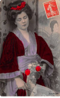 Japon - N°83190 - Femme En Kimono Tenant Des Roses Et Un éventail - Other & Unclassified