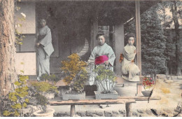CHINE - SAN36411 - Cachet Tientsin - En L'état - Carte Japonaise - Geishas Dans Un Jardin - China
