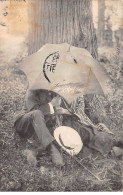 CHINE - SAN36397 - Cachet Tientsin - En L'état - Carte Japonaise - Geishas Derrière Un Parapluie - China
