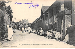 MADAGASCAR - SAN53896 - Tananarive - La Rue Des Canons - Madagaskar
