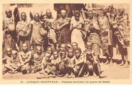 SENEGAL - SAN56333 - Afrique Orientale - Femmes Habillées De Peaux De BOeufs - Senegal