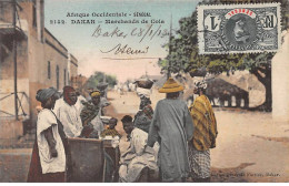 SENEGAL - SAN56363 - Dakar - Afrique Occidentale - Marchand De Cola - En L'état - Trou - Métier - Senegal