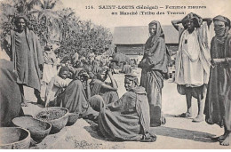 SENEGAL - SAN56416 - Saint Louis - Femmes Maures Au Marché - Tribu Des Trarza - Senegal