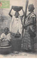 SENEGAL - SAN56435 - Afrique Occidentale - Pileuse De Couscous - Sénégal