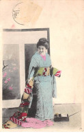 Japon - N°84598 - Jeune Femme En Kimono - Carte Vendue En L'état - Other & Unclassified