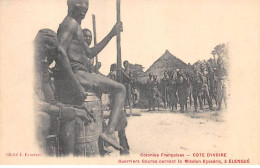 Côte D'Ivoire - N°89444 - Guerriers Gouros Cernant La Mission Eysséric, à ELENGUE - Ivoorkust