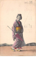 JAPON - SAN64714 - Geisha Portant Une Ombrelle - Otros & Sin Clasificación