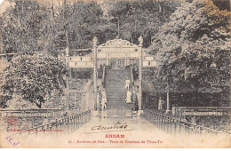 VIET NAM - SAN64698 - Annam - Environs De Hué - Porte Du Tombeau De Thieu Tri - Viêt-Nam
