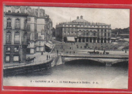 Carte Postale 64. Bayonne  Le Pont Mayou Et Le Théâtre  Très Beau Plan - Bayonne