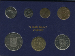 NETHERLANDS 1980 Coin SET 6 Coin + MEDAL UNC #SET1256.13.U.A - [Sets Sin Usar &  Sets De Prueba