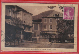 Carte Postale 06. Puget-Théniers  Place Et Hôtel Coste Très Beau Plan - Autres & Non Classés