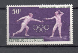 NIGER  PA   N° 90    NEUF SANS CHARNIERE  COTE 1.00€    JEUX OLYMPIQUES MEXICO SPORT - Níger (1960-...)