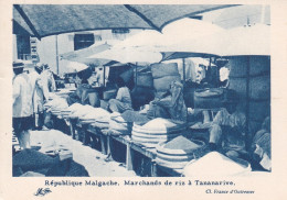 MADAGASCAR(TANANARIVE) MARCHAND DE RIZ(IMAGE) - Madagaskar