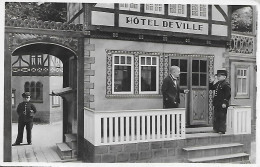 EXPOSITION De PARIS 1937  - Royaume De LILLIPUT Hôtel De Ville  ( C.P.S.M. , Pt - Ft ) - Exhibitions