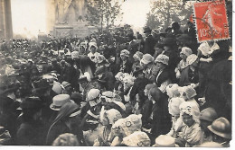 Fêtes De La Victoire - 14 Juillet 1919 - Groupe De Lorraines Assistant Au Défilé ( CARTE PHOTO ) - Guerre 1914-18