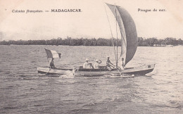 MADAGASCAR(PIROGUE) - Madagascar