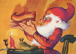PAPÁ NOEL Feliz Año Navidad Vintage Tarjeta Postal CPSM #PBL071.ES - Kerstman