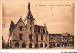 AAGP8-33-0669- LIBOURNE- La Mairie - Place Abel-Surchamp - Libourne