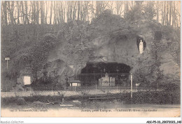 ADIP5-33-0445 - AUROS - Près LANGON - Château Du Rivet - La Grotte  - Langon