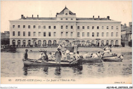 ADJP8-42-0717 - RIVE-DE-GIER - Les Joutes Et L'hotel De Villes - Rive De Gier