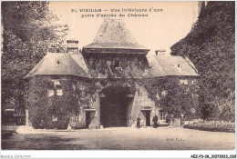 AEZP3-38-0208 - VIZILLE - Vue Interieure D'une Porte D'entrée Du Chateau - Vizille