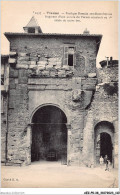 AEZP5-38-0428 - VIENNE - Portique Romain Semblant Etre Un Fragment D'une Arcade Du Forum Construit Au 1er S De Notre Ere - Vienne