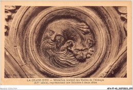 AFAP7-43-0694 - LA CHAISE-DIEU - Médaillon Sculpté Des Stalles De L'abbaye - La Chaise Dieu