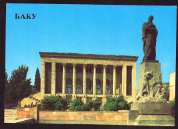 AK 212366 AZERBAIDJAN - Baku - Monument To Fizuli - Azerbaiyan