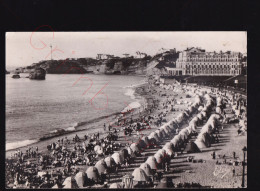 Biarritz - La Grande Plage Et Le Phare - Fotokaart - Biarritz