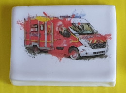Fève Clamecy 2022 -  Pompiers Soldat Du Feu -  Camion Ambulance - Sapeur Pompier - Personajes