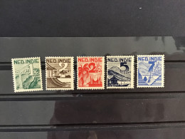 Netherland Indies 1946 Views Mint SG 484-8 NVPH 317-21 Sc 263-7 - Niederländisch-Indien