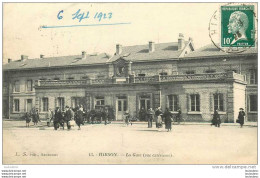 02 HIRSON LA GARE VUE EXTERIEURE - Hirson