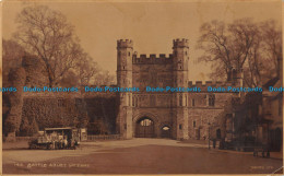 R097644 Battle Abbey Gateway. Judges Ltd. No 145. 1925 - World