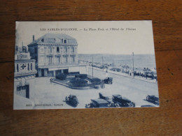 LES SABLES D'OLONNE / La Place Foch Et L'hotel De L'océan - Sables D'Olonne
